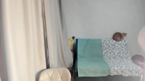 Elis online show from January 10, 8:53 am