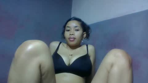 elisabethee online show from April 22, 2:52 am