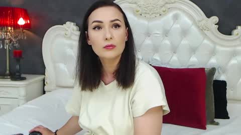 Krissy online show from June 8, 11:22 am