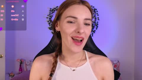 Mary online show from February 8, 8:42 am