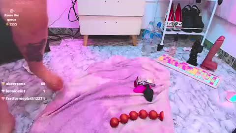 Elisce cloud online show from July 17, 1:29 am