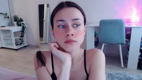 Elis online show from February 20, 6:37 am