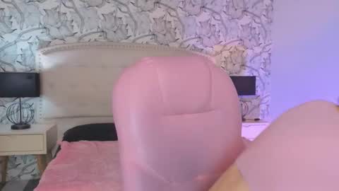 Eliza online show from February 23, 7:16 pm