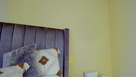 My name is ElizaPVT is open online show from February 9, 5:33 pm