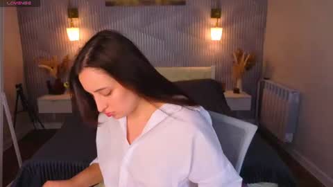 Elizabet online show from July 2, 9:03 am