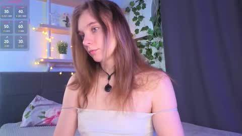 Elizabeth online show from March 27, 1:44 am