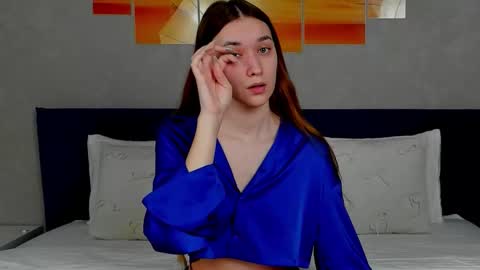 Elizabeth online show from March 9, 4:28 am