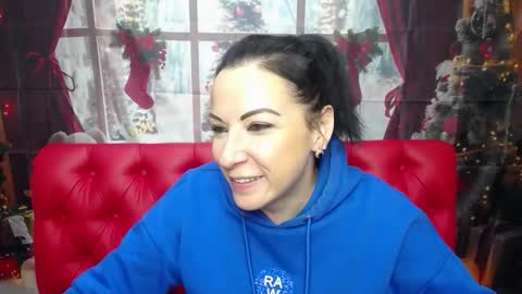 ElizabethSho online show from January 11, 6:25 pm