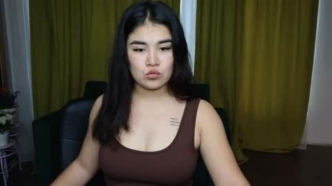 Elizabeth online show from May 12, 11:19 am