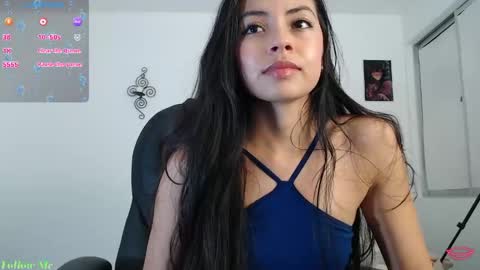 Ella Amoneth online show from May 13, 5:28 am