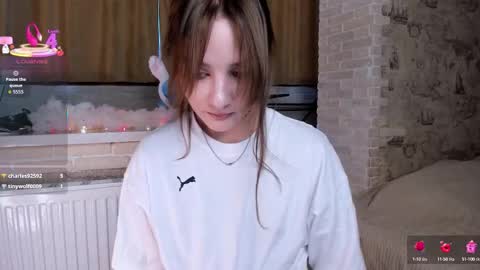 Snapshot of elle_wooods chatting on October 3, 11:07 am My name is Ellie online show from October 3, 11:07 am