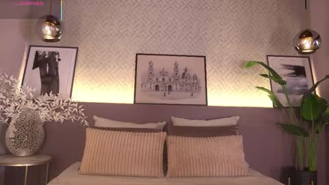 Elle Diane online show from February 2, 12:19 am