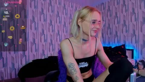 Ellie online show from February 11, 10:47 am