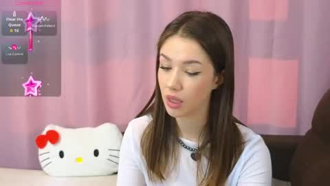 ellie online show from April 15, 4:49 am