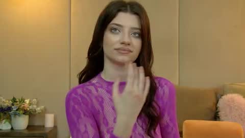 EllieWest online show from July 26, 6:00 am