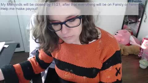 Ellie Charmful online show from November 18, 9:40 pm