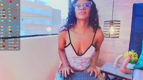 elliee_alves online show from January 8, 5:19 pm