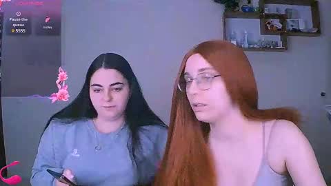 Ellie online show from February 19, 3:38 pm