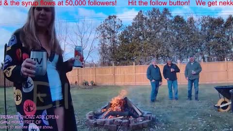 Ella Bella Bo Bella online show from December 28, 7:43 pm