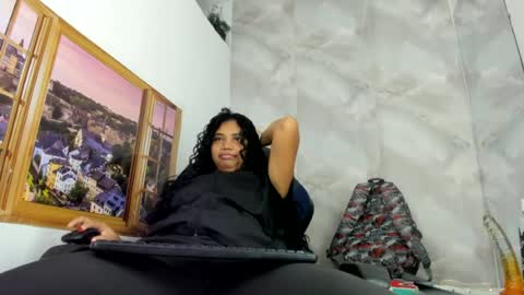 ellybloom online show from June 18, 1:05 pm