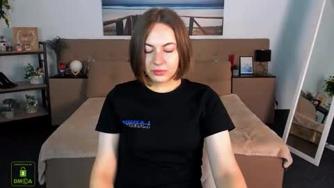 elma_lily online show from September 20, 6:05 am