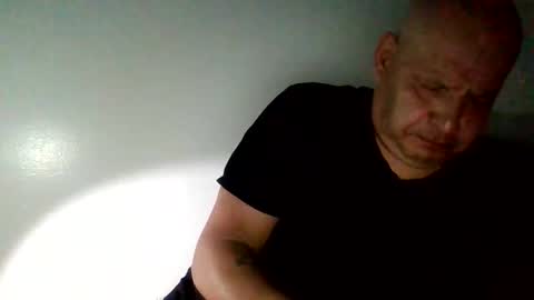 elmario24 online show from February 24, 8:50 am