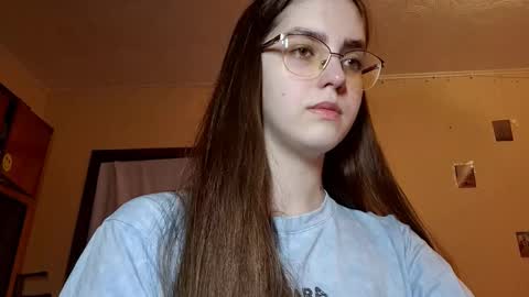 Kate online show from March 22, 2:21 pm