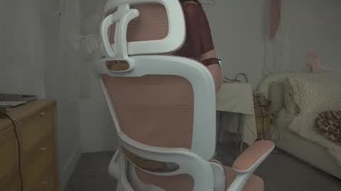 ELS online show from February 27, 5:44 am