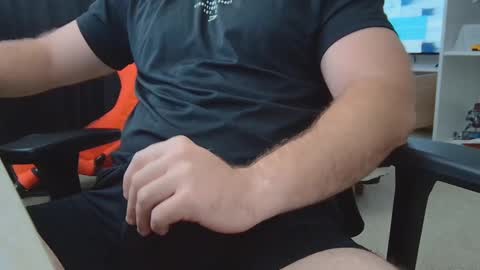 Snapshot of eltanke2206 chatting on September 30, 3:11 pm alexgarg online show from September 30, 3:11 pm