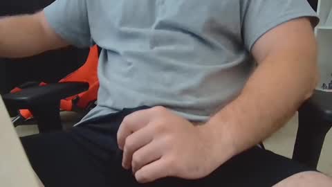 Snapshot of eltanke2206 chatting on September 8, 5:56 pm alexgarg online show from September 8, 5:56 pm