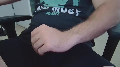 Snapshot of eltanke2206 chatting on December 5, 6:17 pm alexgarg online show from December 5, 6:17 pm