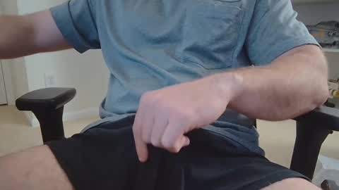 Snapshot of eltanke2206 chatting on March 10, 6:12 pm alexgarg online show from March 10, 6:12 pm