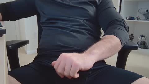 Snapshot of eltanke2206 chatting on February 26, 5:42 pm alexgarg online show from February 26, 5:42 pm