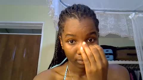 flo online show from March 12, 10:52 am