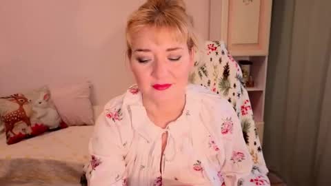 Elvira online show from January 19, 9:08 am