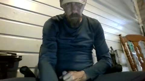 Snapshot of elwooood7 chatting on October 19, 1:27 pm elwooood7 online show from October 19, 1:27 pm