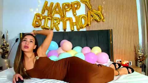 elys_dream online show from November 17, 8:00 pm