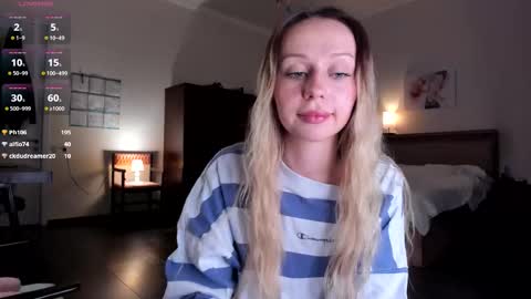 Emilie online show from March 1, 6:34 pm