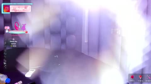Snapshot of ema_grey1 chatting on October 11, 6:11 pm ema_grey1 online show from October 11, 6:11 pm