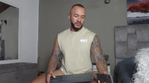 emanuelspencer online show from March 29, 5:53 am