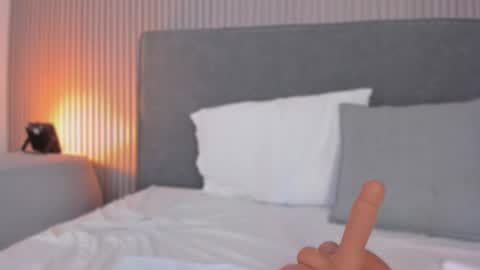 emelie_89 online show from February 27, 1:15 pm