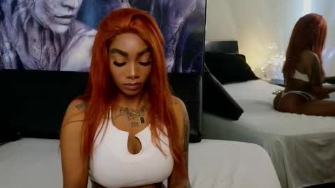 anyelii  online show from January 7, 9:09 pm