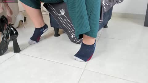 Emely   online show from November 1, 6:29 pm