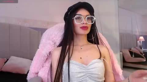 Danna online show from November 26, 5:16 am