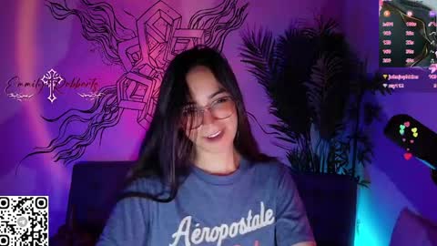 Emmily Roberts online show from May 23, 2:07 am