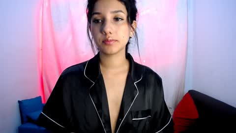 emili riders online show from December 30, 11:59 am