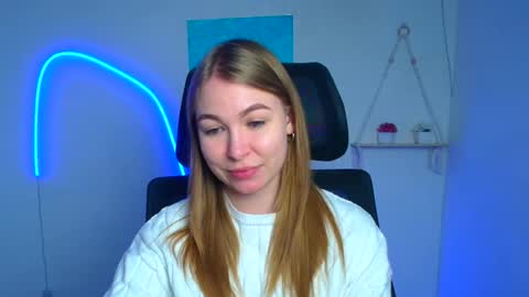 Emilia online show from February 16, 12:25 pm