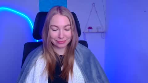 Emilia online show from January 16, 6:44 am