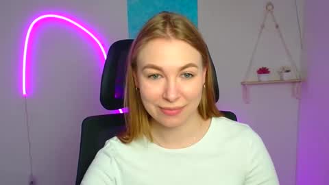 Emilia online show from March 9, 12:54 pm