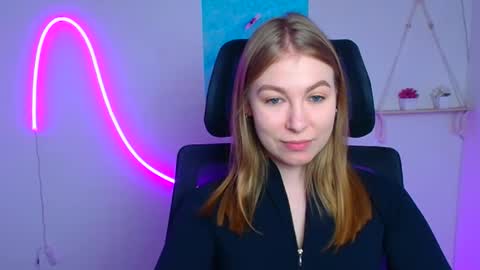 Emilia online show from March 7, 12:27 pm